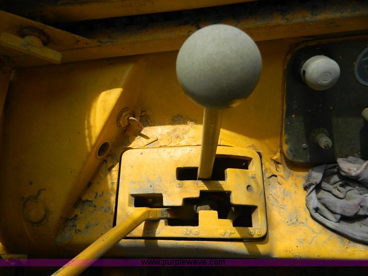 image for item AD9220 John Deere 760A paddle scraper