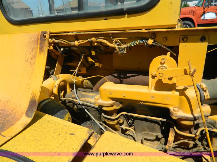 image for item AD9220 John Deere 760A paddle scraper