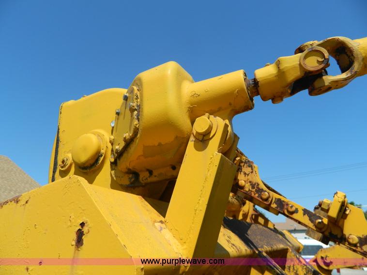 image for item AD9220 John Deere 760A paddle scraper