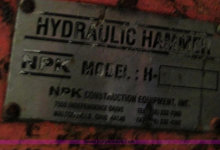 image for item AE9756 NPK 7X hydraulic hammer
