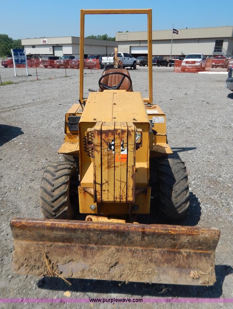 image for item AE9765 1995 Vermeer V3550 trencher