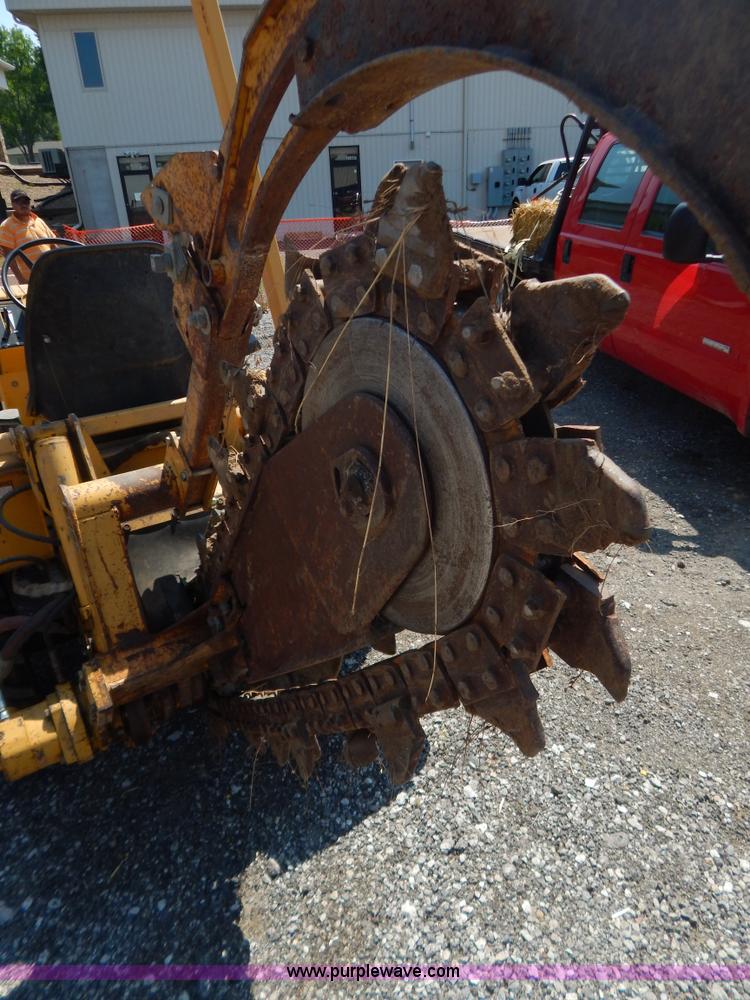 image for item AE9765 1995 Vermeer V3550 trencher