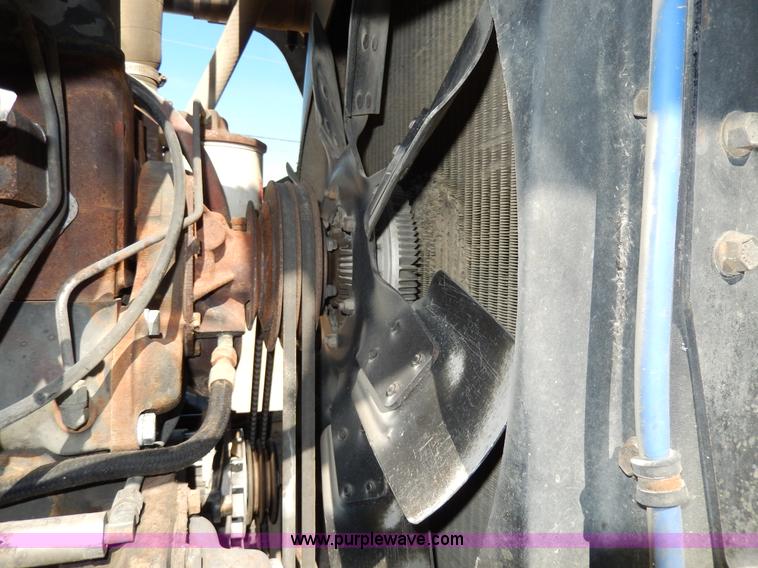 image for item D8169 1986 Mack RS686LS barrel dump truck