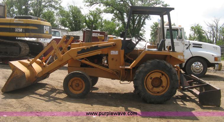 image for item D8463 1979 Case 580C landscape loader