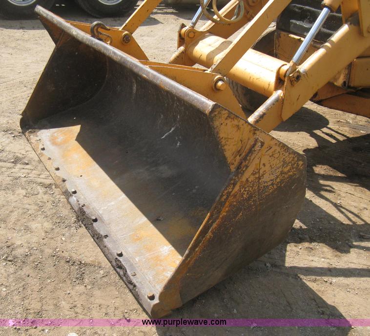 image for item D8463 1979 Case 580C landscape loader