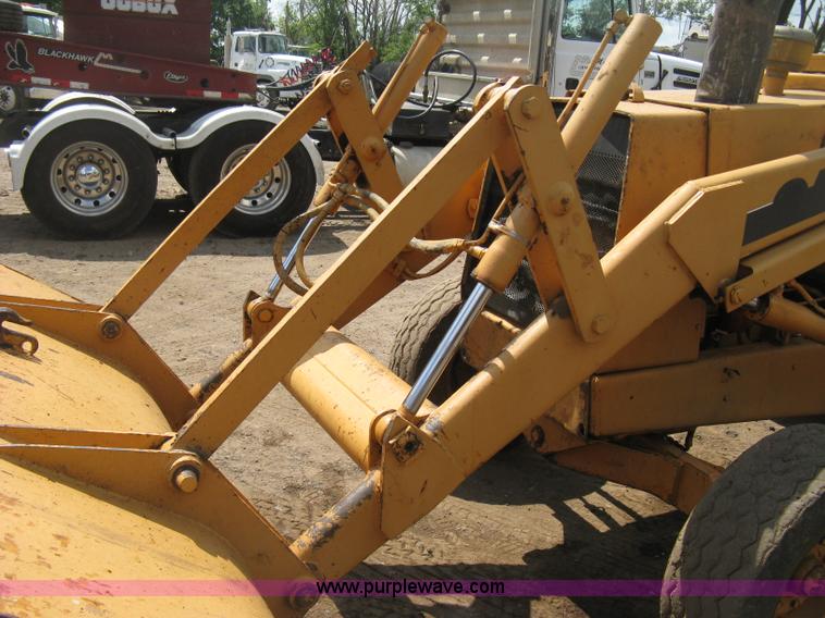 image for item D8463 1979 Case 580C landscape loader