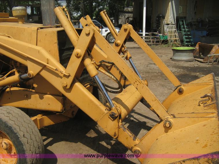 image for item D8463 1979 Case 580C landscape loader