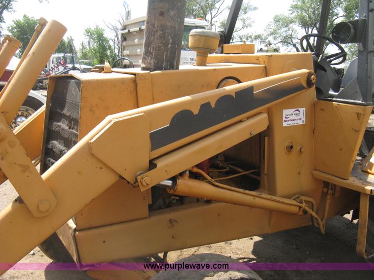 image for item D8463 1979 Case 580C landscape loader