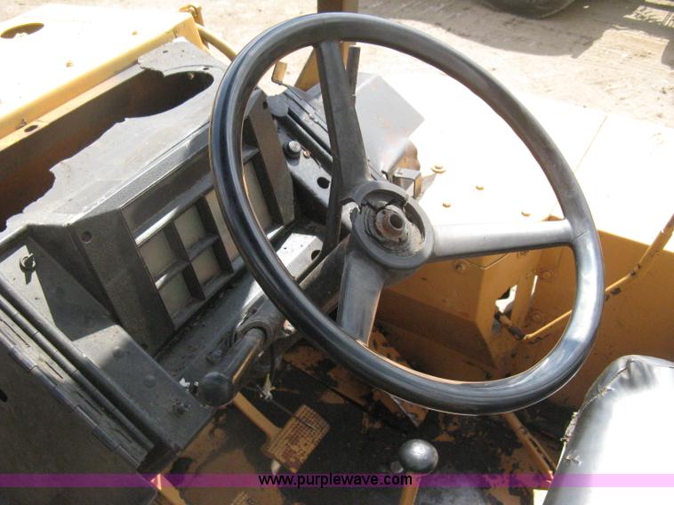 image for item D8463 1979 Case 580C landscape loader