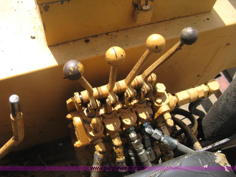 image for item D8463 1979 Case 580C landscape loader