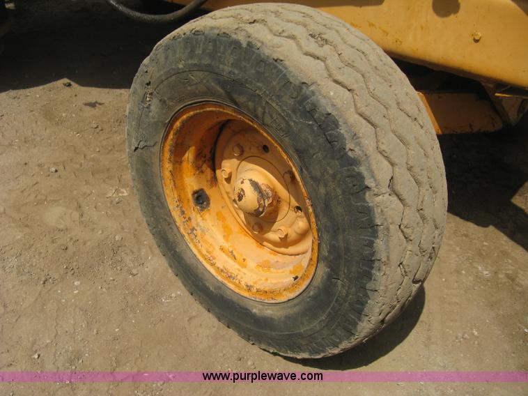 image for item D8463 1979 Case 580C landscape loader