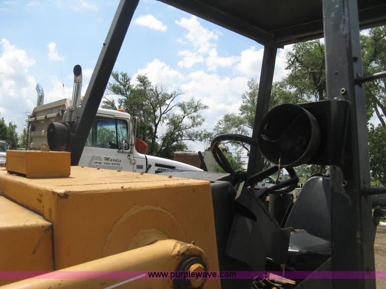 image for item D8463 1979 Case 580C landscape loader