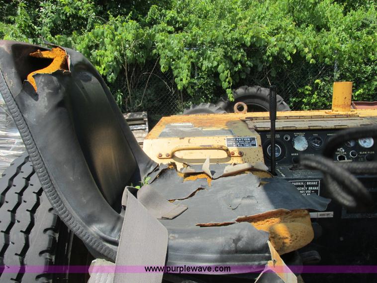 image for item E7284 Ferguson 46A roller