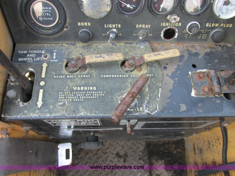 image for item E7284 Ferguson 46A roller