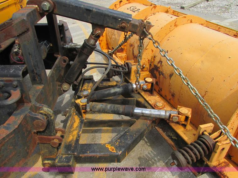 image for item E7287 1999 International 4900 dump truck