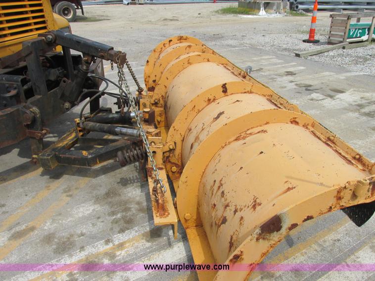 image for item E7287 1999 International 4900 dump truck