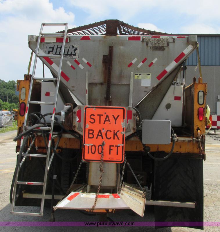 image for item E7288 1997 International 4900 dump truck