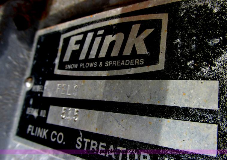 image for item E7288 1997 International 4900 dump truck