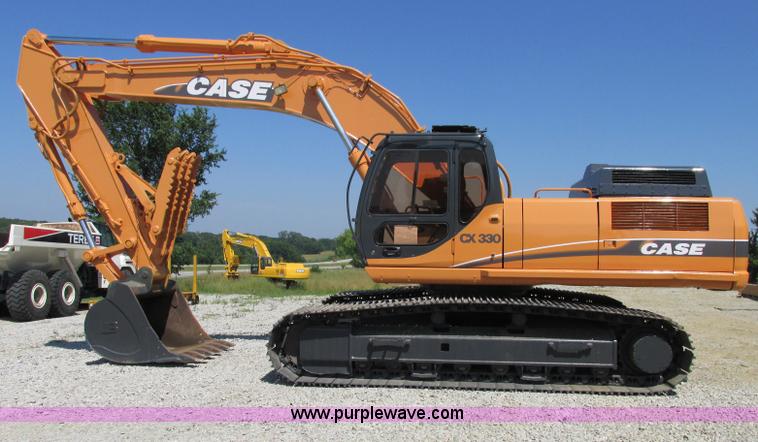 image for item F5163 2004 Case CX330 excavator