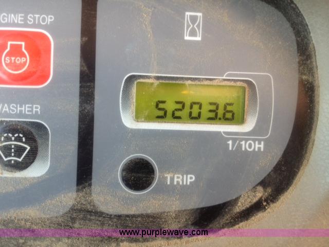 image for item F5163 2004 Case CX330 excavator