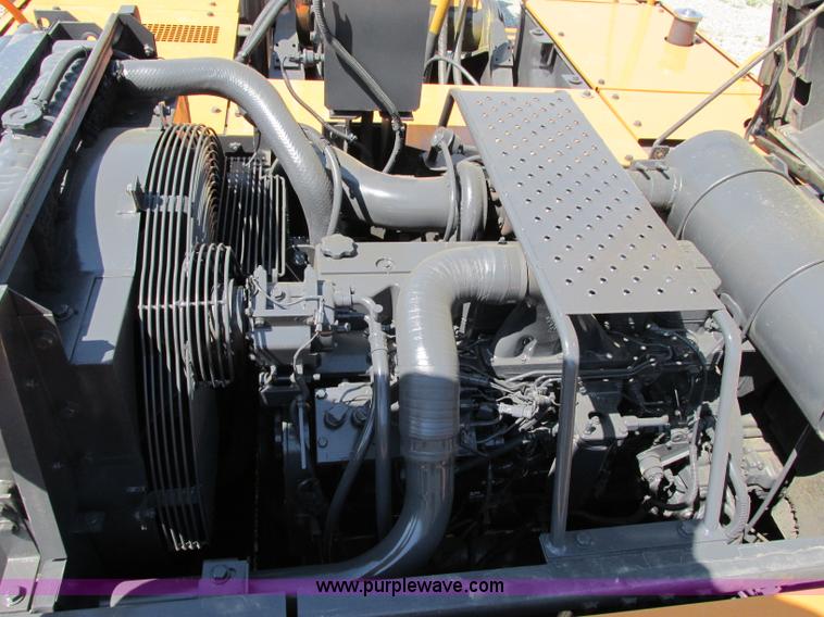 image for item F5163 2004 Case CX330 excavator