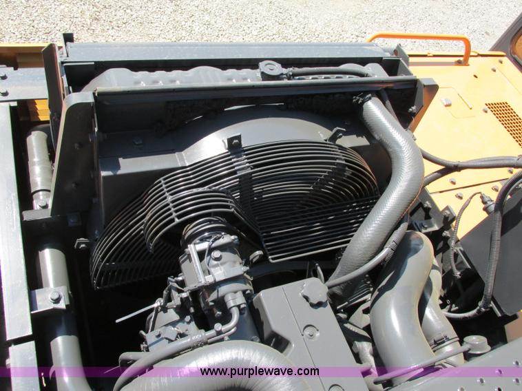 image for item F5163 2004 Case CX330 excavator