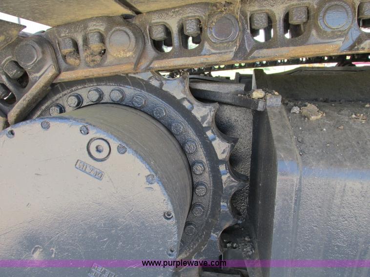 image for item F5163 2004 Case CX330 excavator