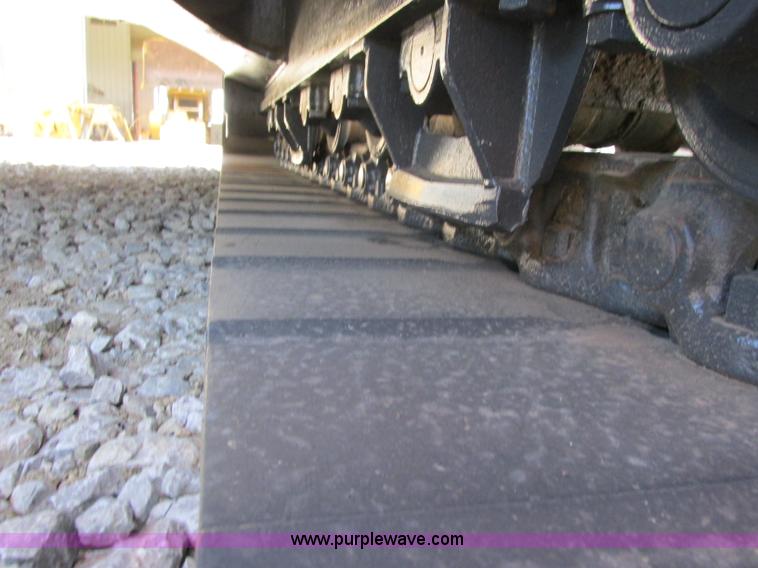 image for item F5163 2004 Case CX330 excavator