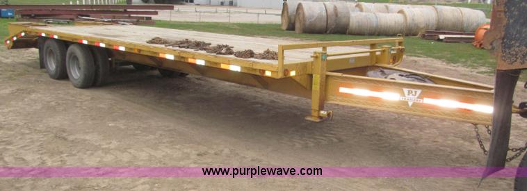image for item F7028 2003 PJ 28'L deck over tandem axle tag trailer