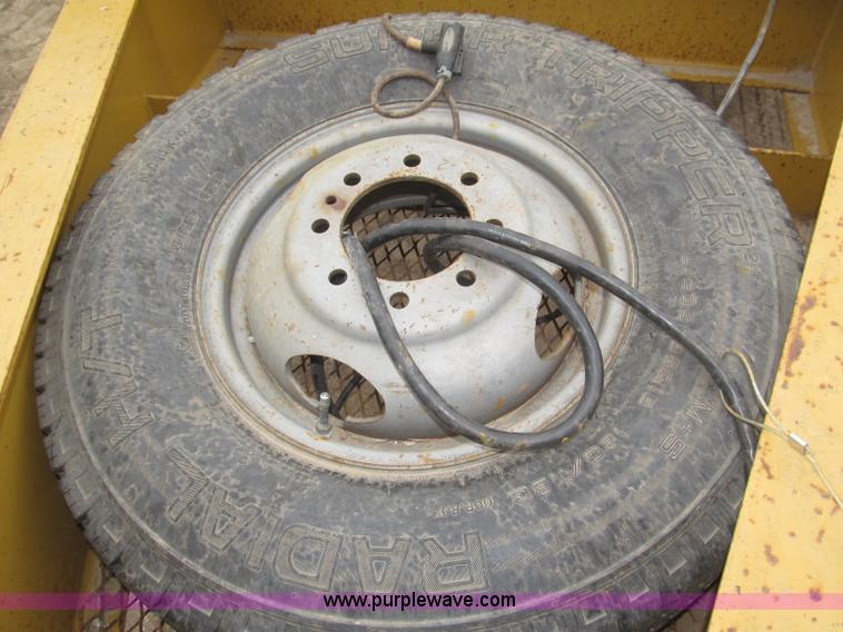 image for item F7028 2003 PJ 28'L deck over tandem axle tag trailer