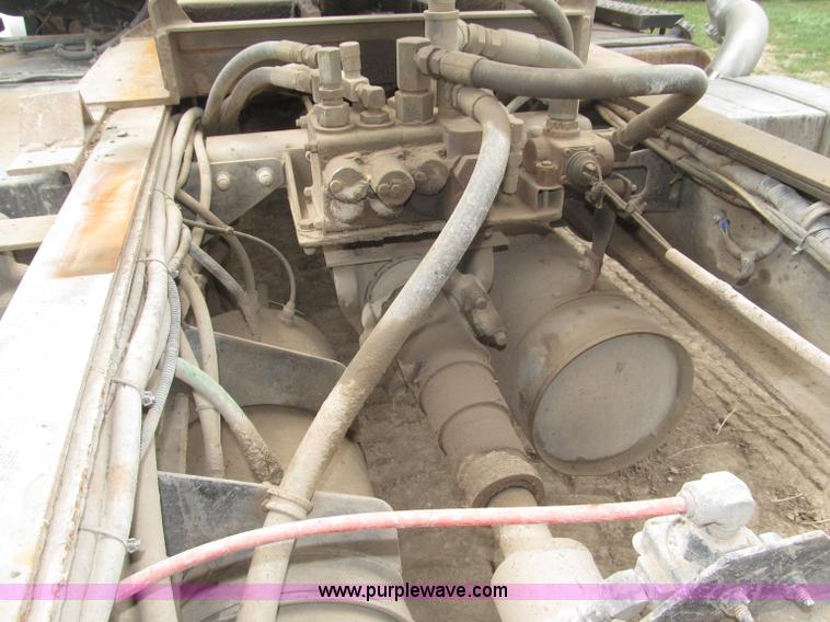 image for item F7029 1999 Sterling L9511 tandem axle dump truck