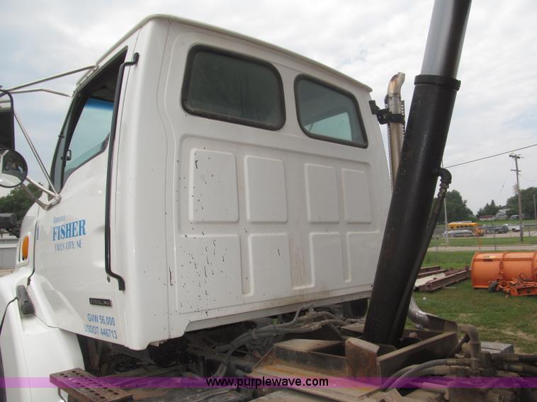 image for item F7029 1999 Sterling L9511 tandem axle dump truck