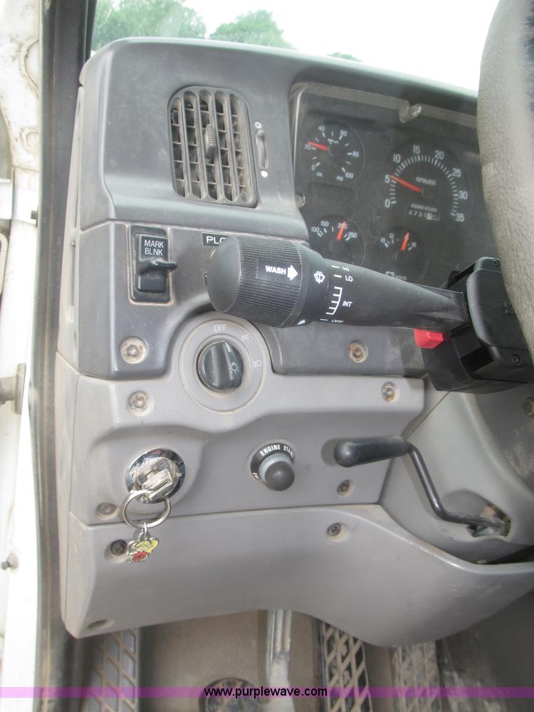 image for item F7029 1999 Sterling L9511 tandem axle dump truck