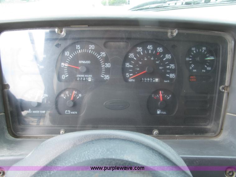 image for item F7029 1999 Sterling L9511 tandem axle dump truck