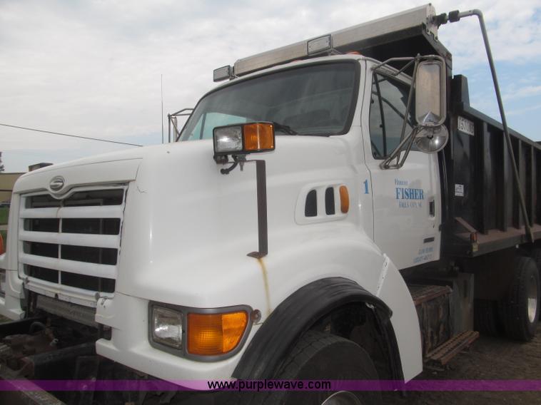 image for item F7029 1999 Sterling L9511 tandem axle dump truck