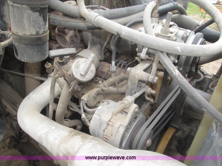 image for item F7029 1999 Sterling L9511 tandem axle dump truck