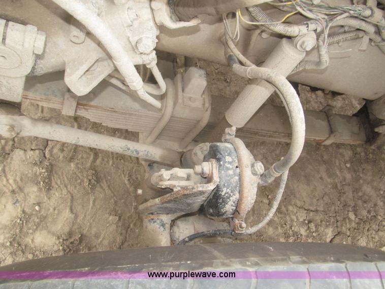 image for item F7029 1999 Sterling L9511 tandem axle dump truck