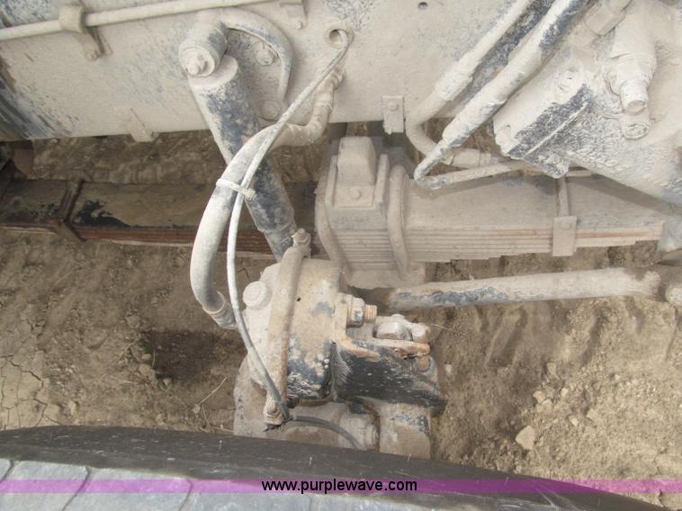 image for item F7029 1999 Sterling L9511 tandem axle dump truck