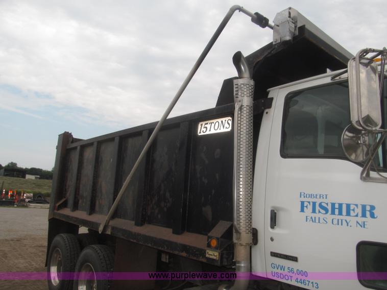 image for item F7029 1999 Sterling L9511 tandem axle dump truck