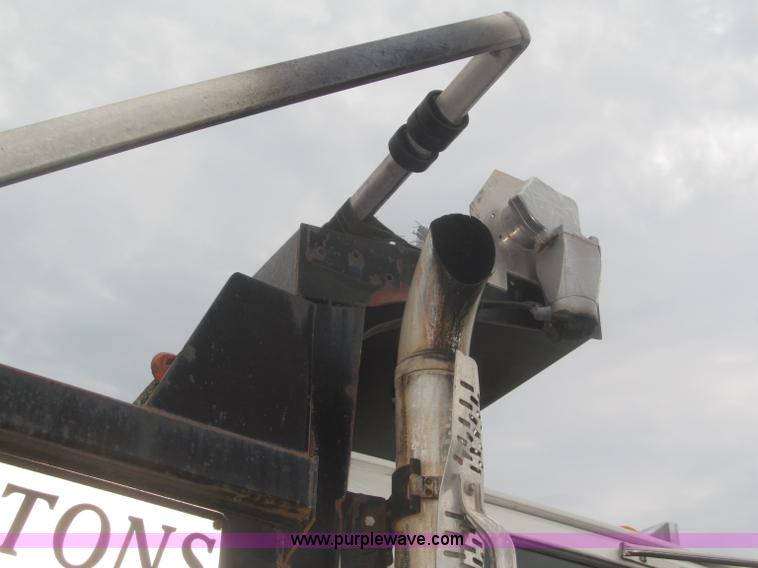 image for item F7029 1999 Sterling L9511 tandem axle dump truck