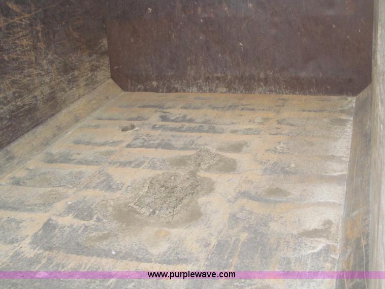 image for item F7029 1999 Sterling L9511 tandem axle dump truck