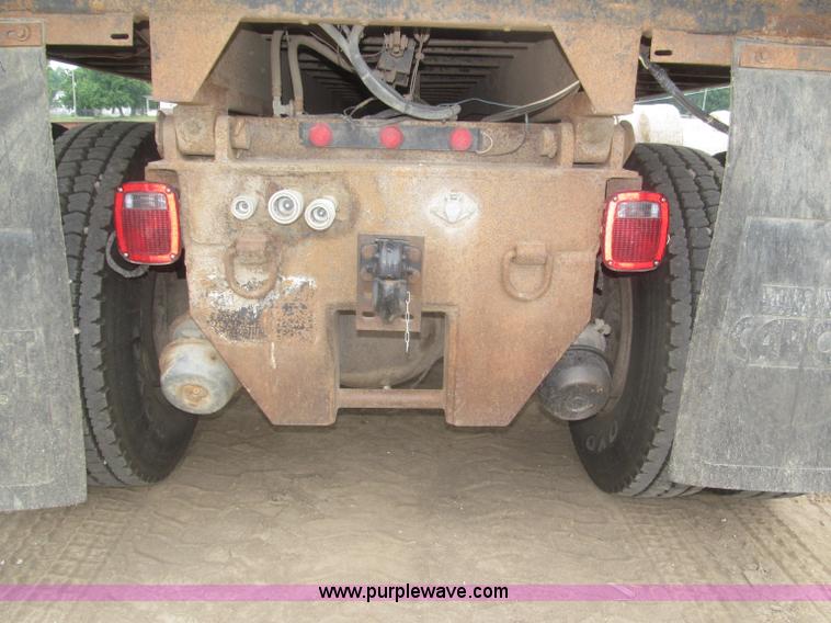 image for item F7029 1999 Sterling L9511 tandem axle dump truck