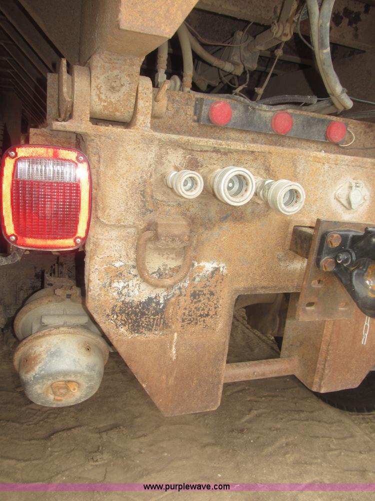 image for item F7029 1999 Sterling L9511 tandem axle dump truck