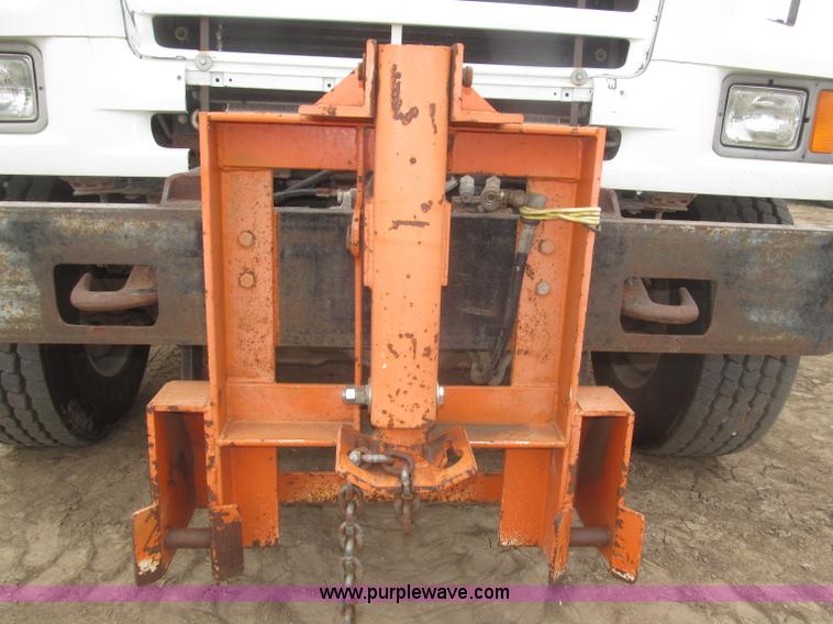 image for item F7029 1999 Sterling L9511 tandem axle dump truck