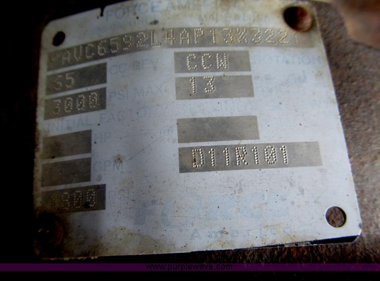 image for item F7029 1999 Sterling L9511 tandem axle dump truck