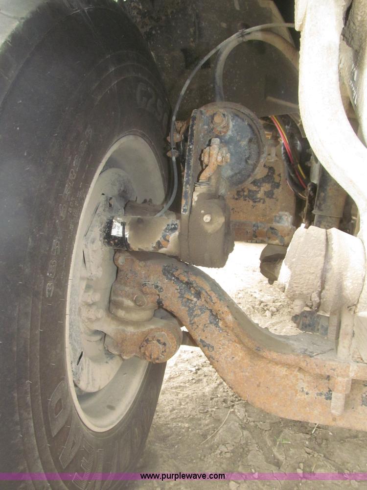 image for item F7029 1999 Sterling L9511 tandem axle dump truck