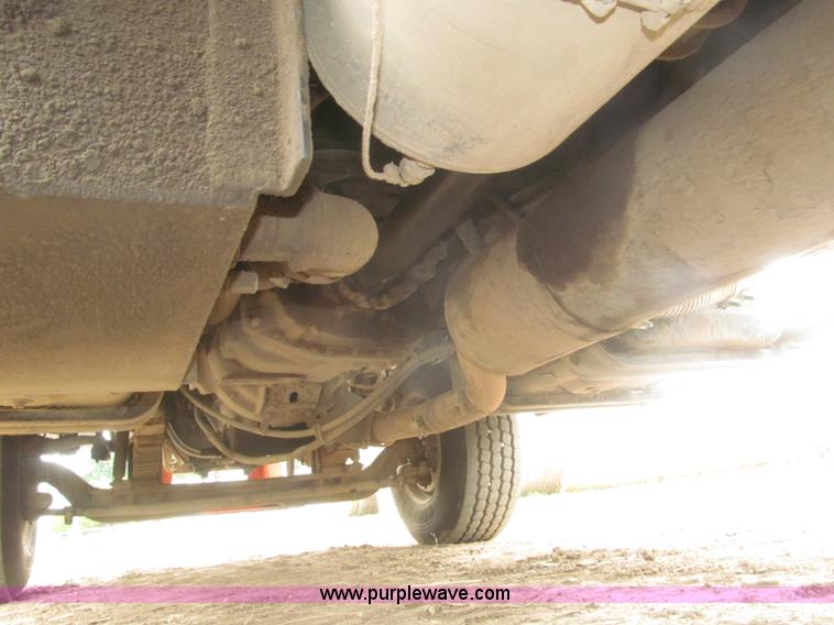 image for item F7029 1999 Sterling L9511 tandem axle dump truck