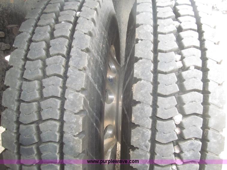 image for item F7029 1999 Sterling L9511 tandem axle dump truck