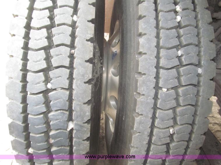 image for item F7029 1999 Sterling L9511 tandem axle dump truck