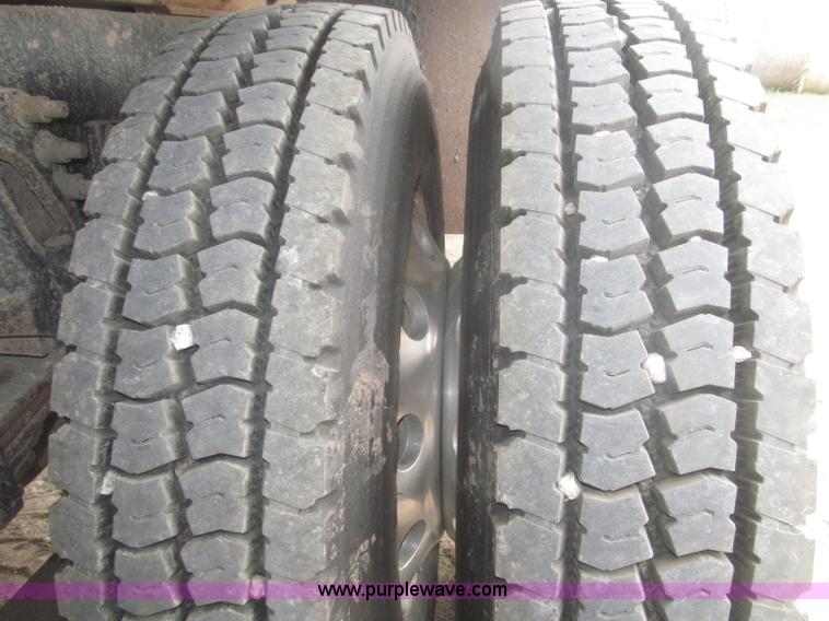 image for item F7029 1999 Sterling L9511 tandem axle dump truck